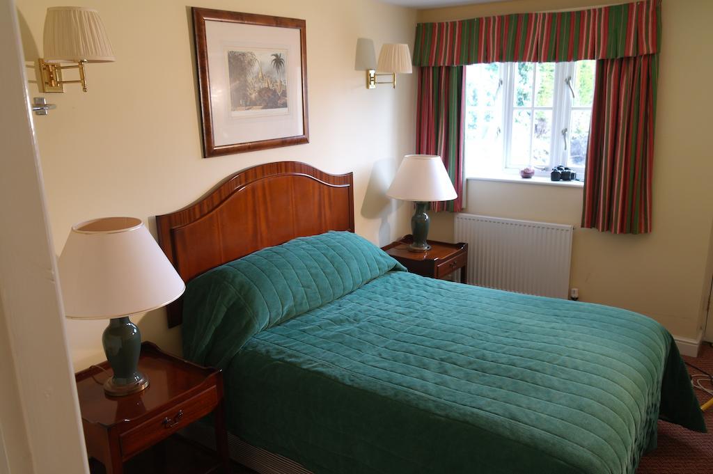 Red Lion Dunston Hotel Branston  Eksteriør billede